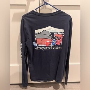 men’s vineyard vines tee